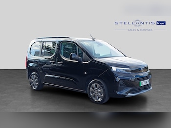 Used Vauxhall Combo Life 2025 for sale - 79534257: Photo