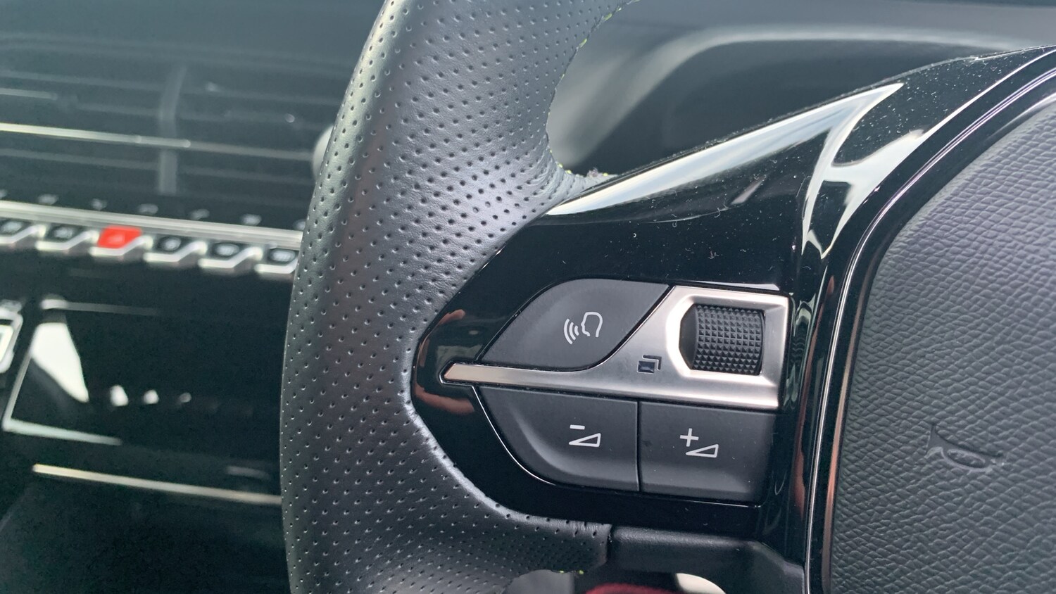 Used Peugeot 208 2021 for sale - 77254275: Photo 23