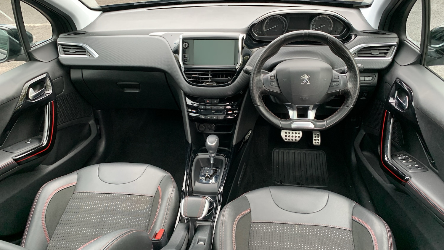 Used Peugeot 2008 2019 for sale - 76672227: Photo 4