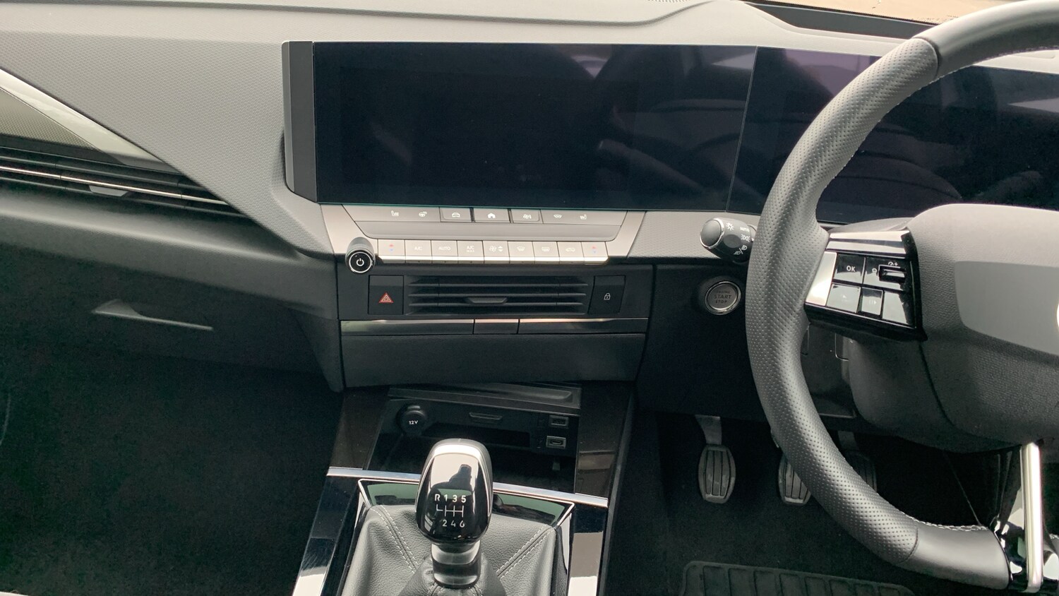 Used Vauxhall Astra 2024 for sale - 76228692: Photo 10