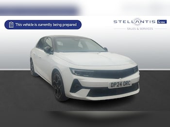 Vauxhall - Astra