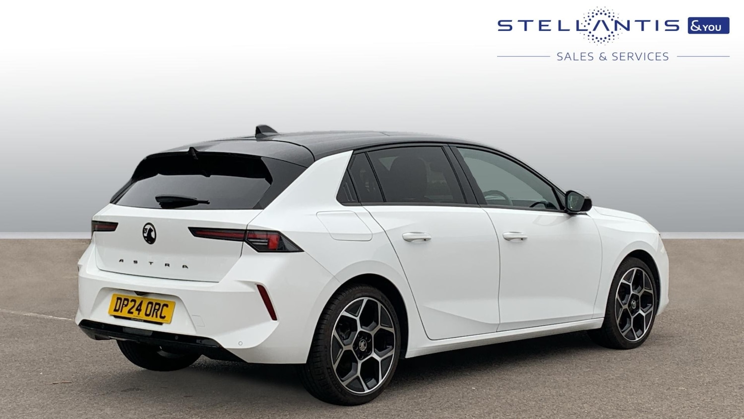 Used Vauxhall Astra 2024 for sale - 76228692: Photo 3