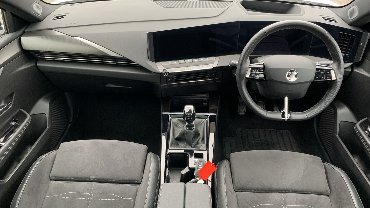 Used Vauxhall Astra 2024 for sale - 76228692: Photo 4