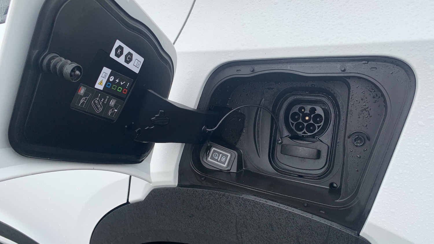 Used Vauxhall Mokka 2021 for sale - 77684986: Photo 44