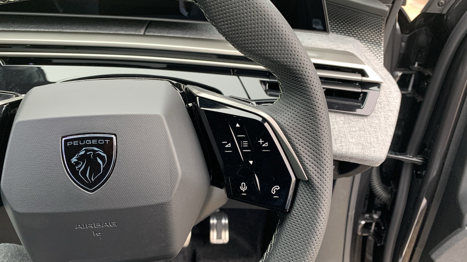 Used Peugeot 3008 2025 for sale - 77192857: Photo 25