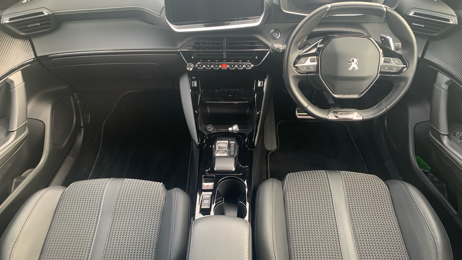 Used Peugeot 2008 2022 for sale - 76621444: Photo 4