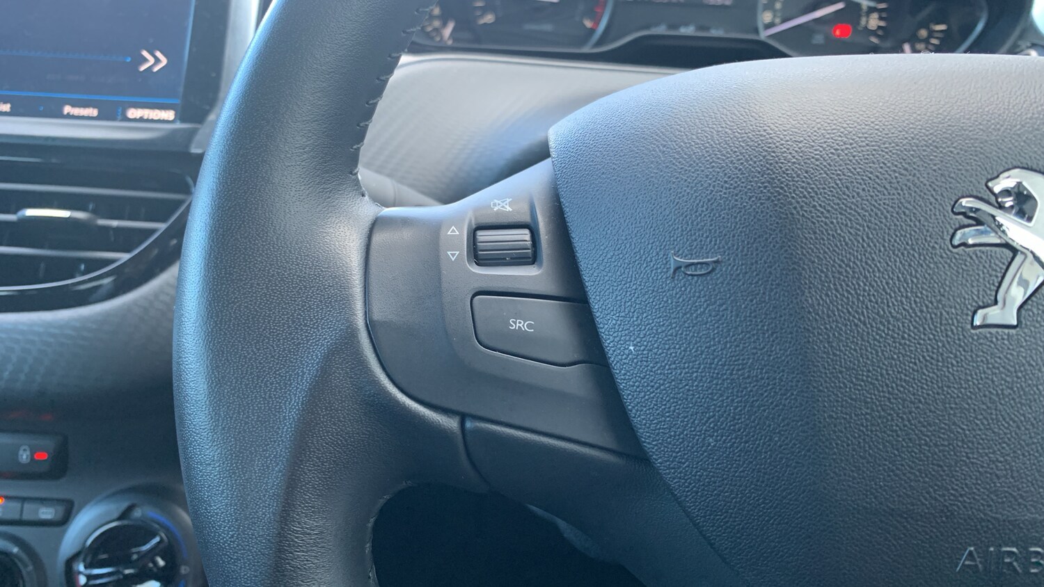 Used Peugeot 208 2019 for sale - 77551308: Photo 23