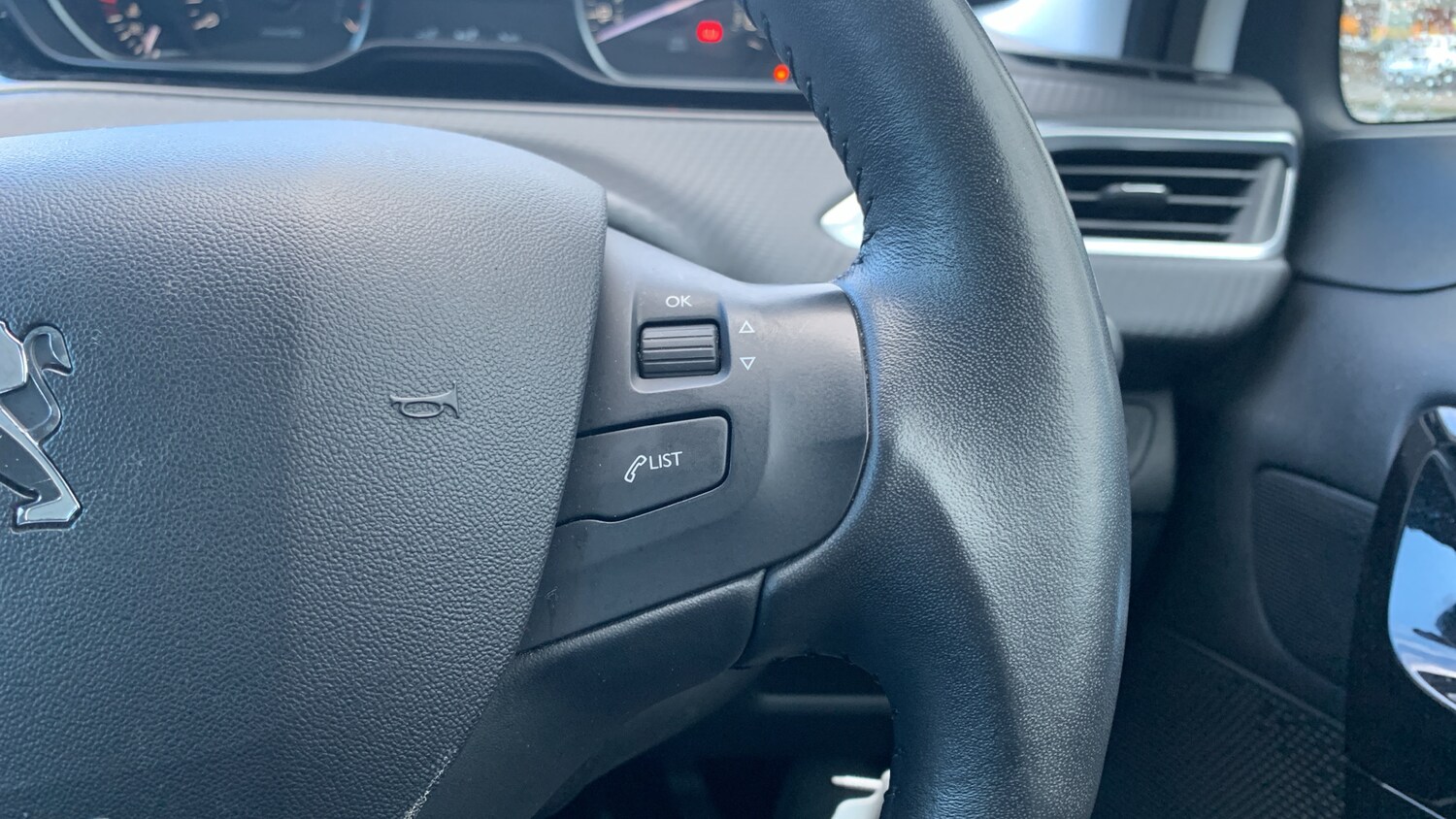 Used Peugeot 208 2019 for sale - 77551308: Photo 24