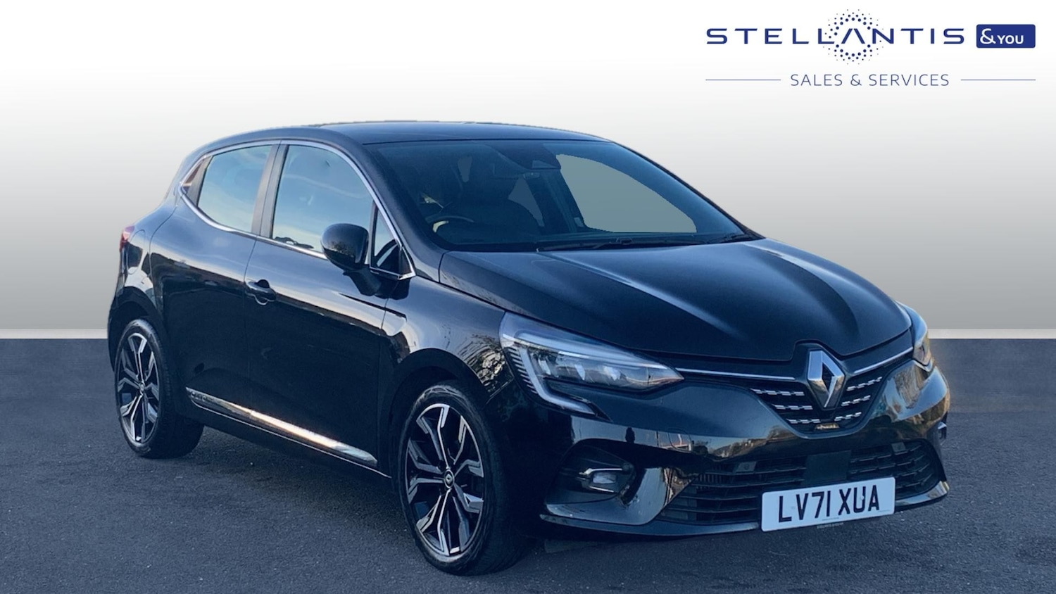 Used Renault Clio 2021 for sale - 76744085: Photo 1