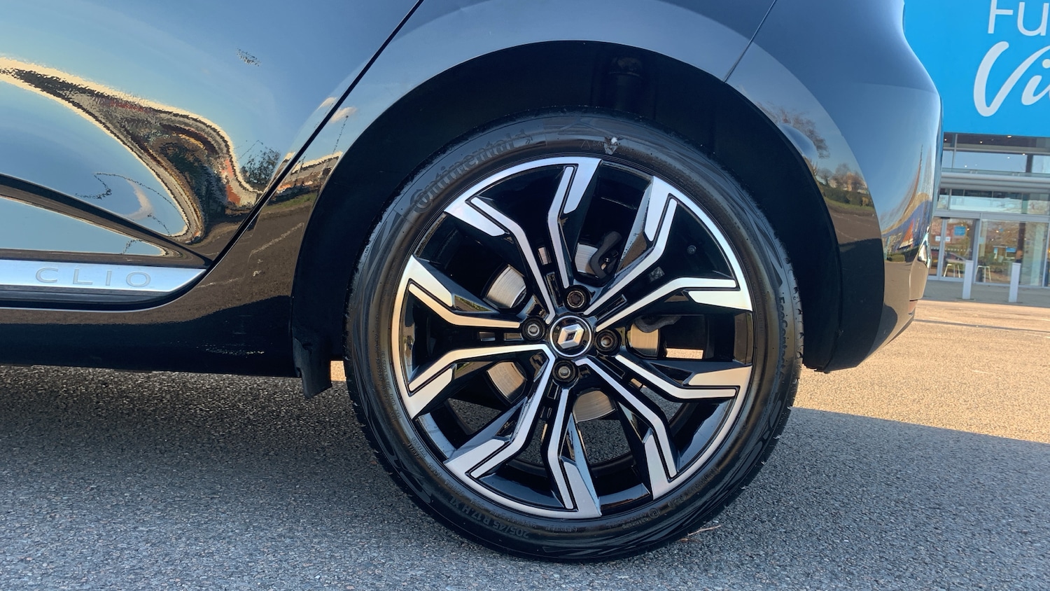 Used Renault Clio 2021 for sale - 76744085: Photo 15