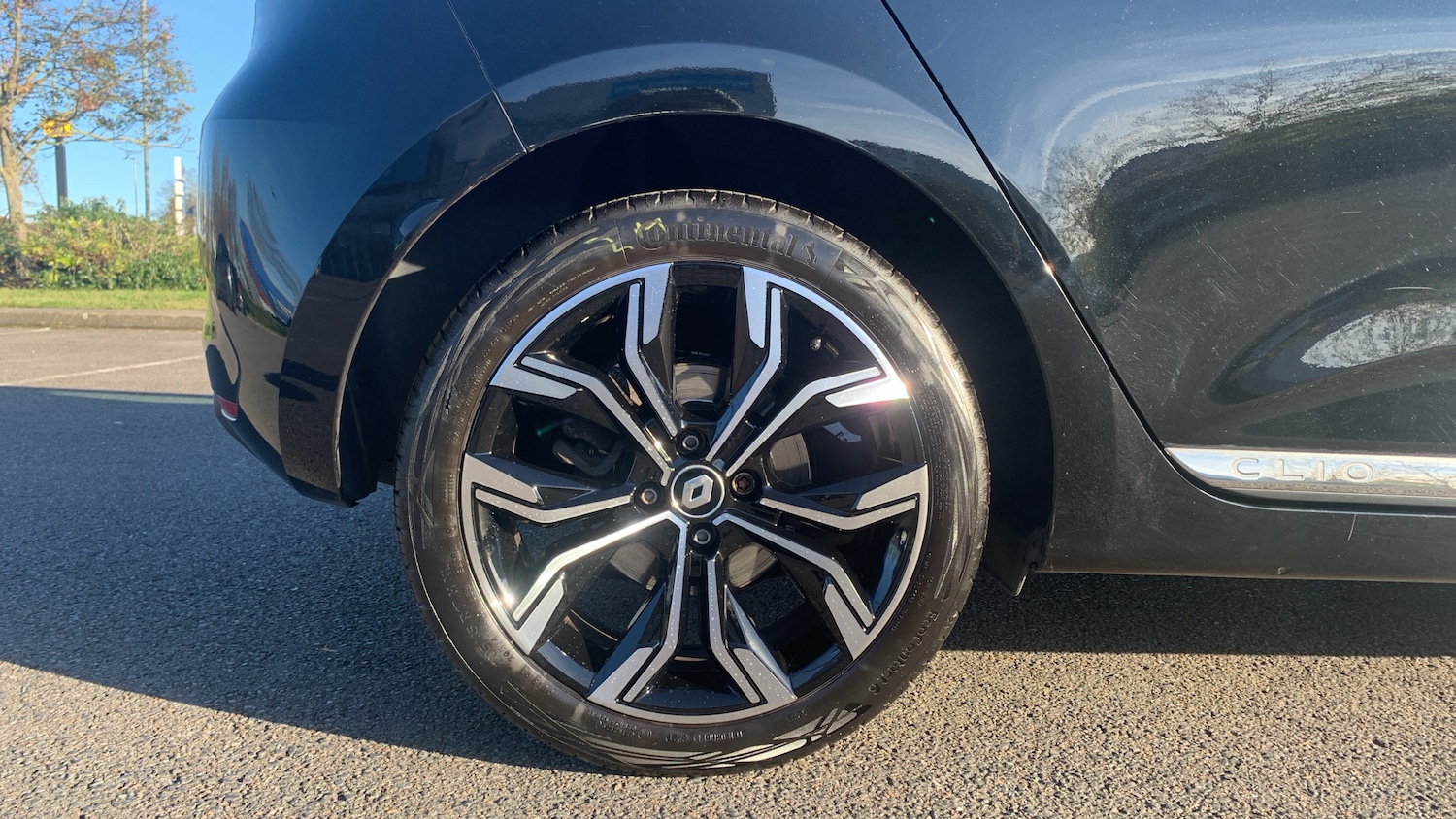 Used Renault Clio 2021 for sale - 76744085: Photo 16