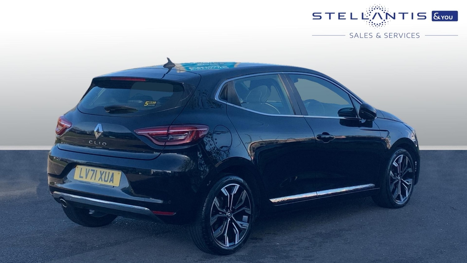 Used Renault Clio 2021 for sale - 76744085: Photo 3