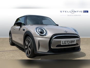 2024 - 1.5 Cooper Exclusive 3dr Auto
