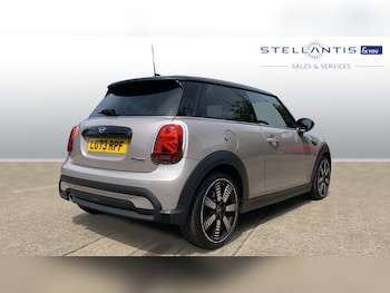 Used MINI Hatch 2024 for sale - 75811306: Photo