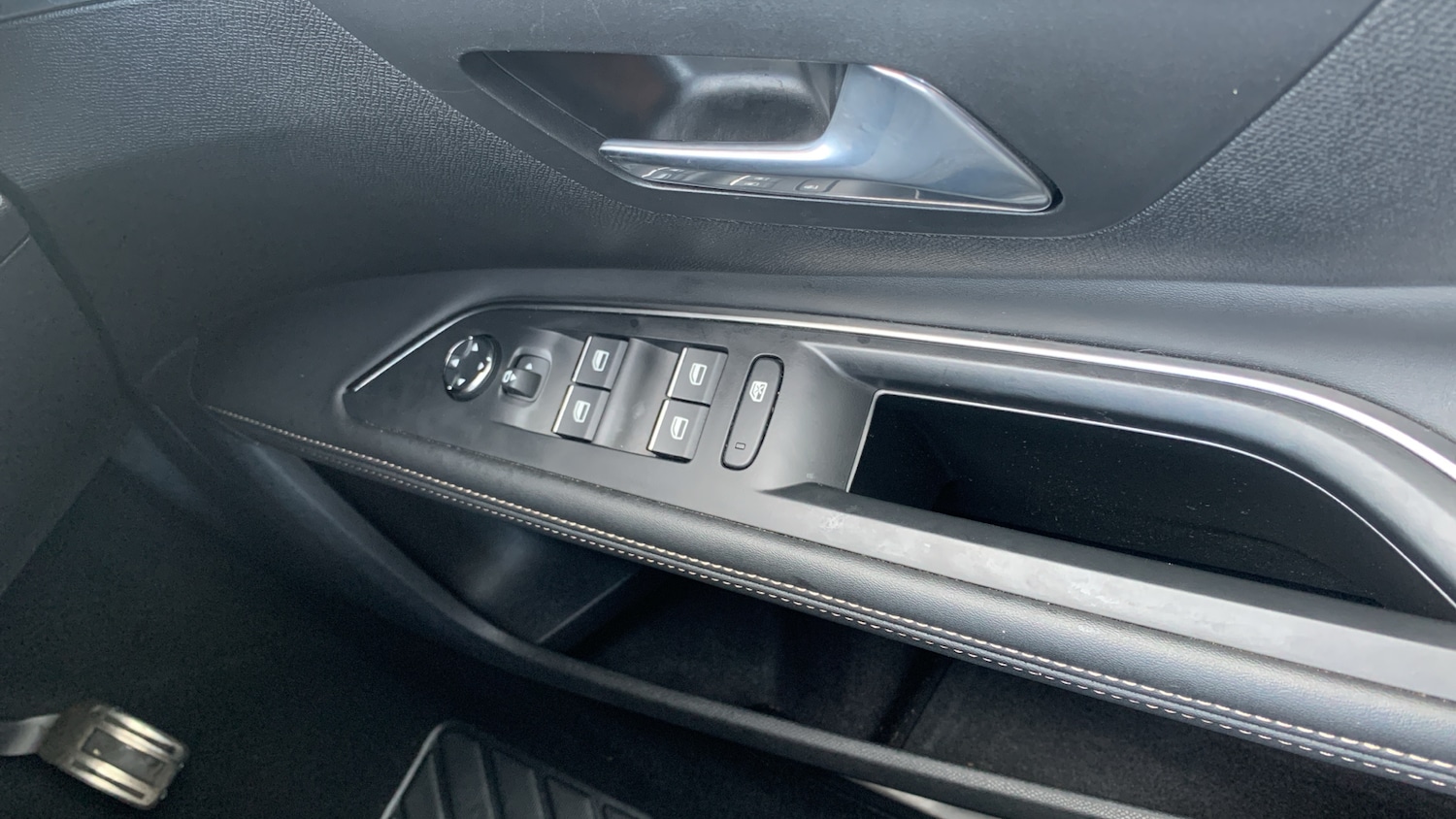 Used Peugeot 5008 2022 for sale - 76744073: Photo 22