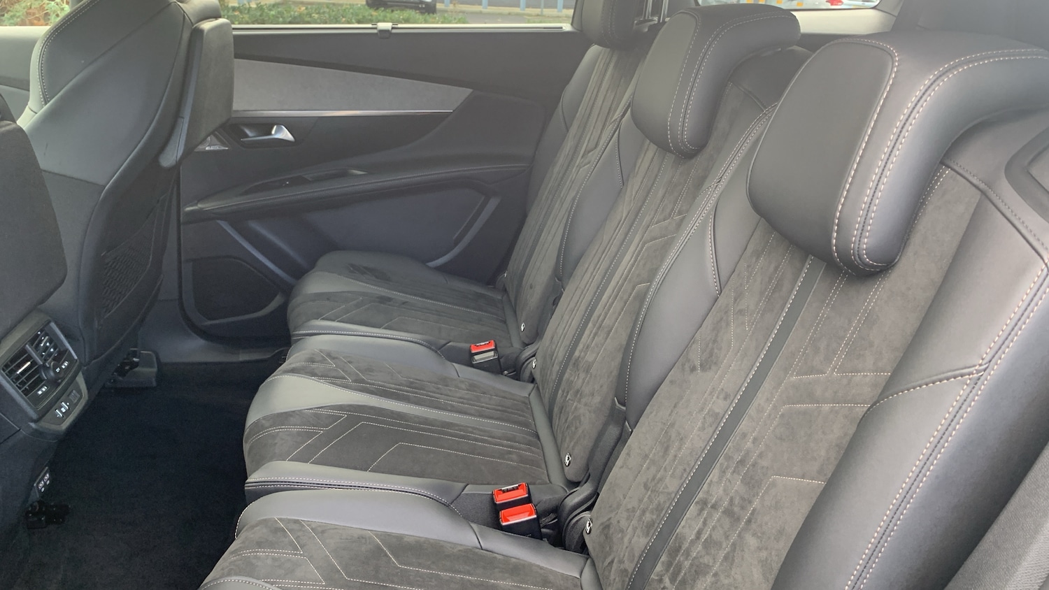 Used Peugeot 5008 2022 for sale - 76744073: Photo 31