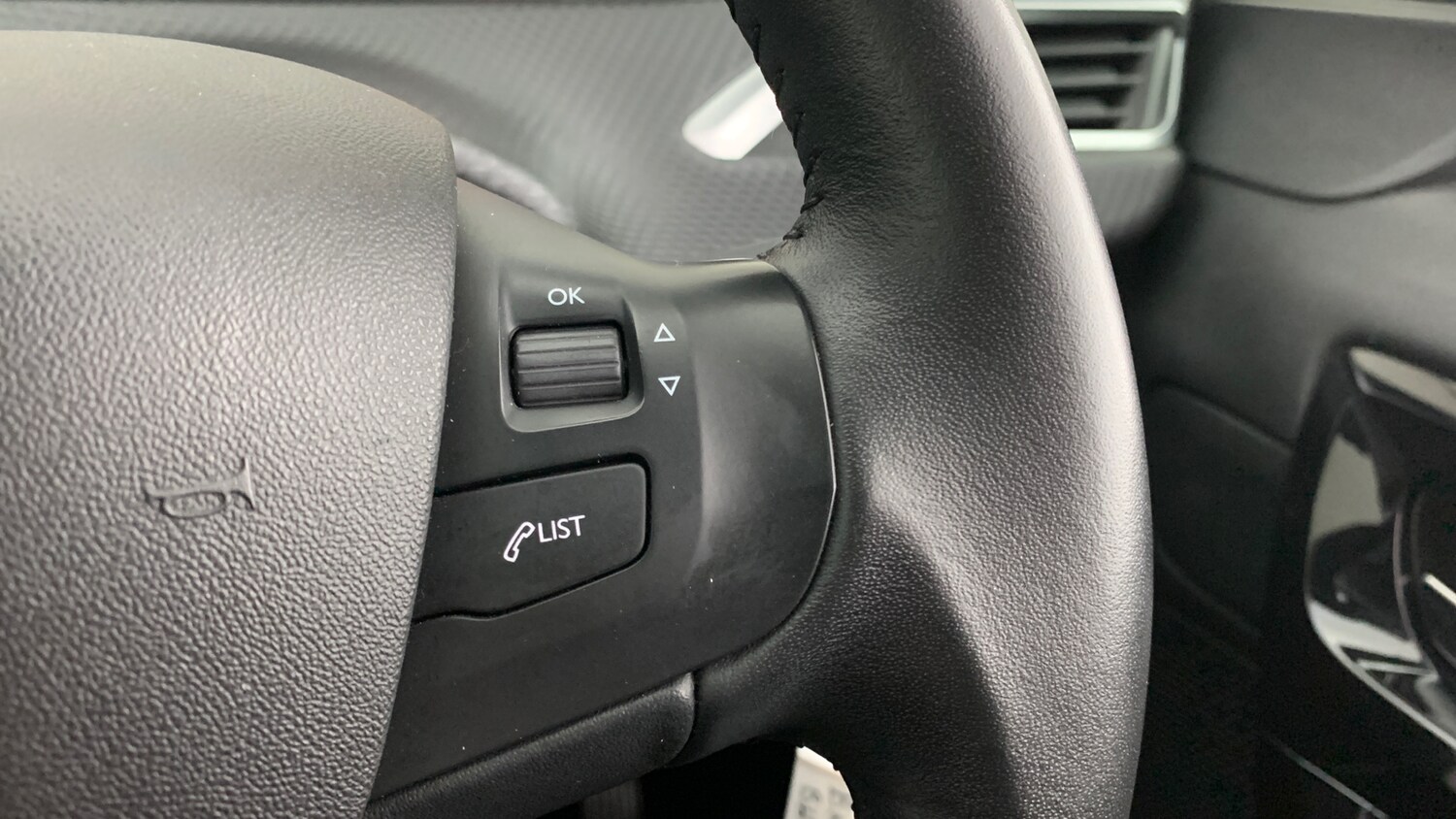 Used Peugeot 208 2019 for sale - 77575753: Photo 18