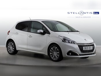 Peugeot 208 feature image
