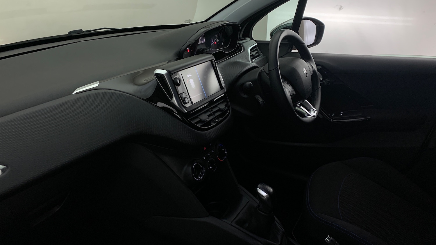 Used Peugeot 208 2019 for sale - 77575753: Photo 2