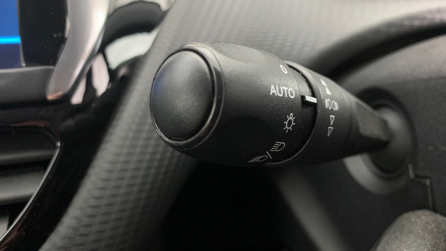 Used Peugeot 208 2019 for sale - 77575753: Photo 39