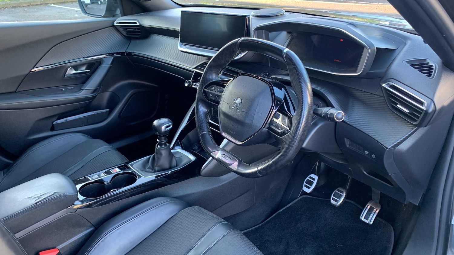 Used Peugeot 2008 2022 for sale - 76772618: Photo 12