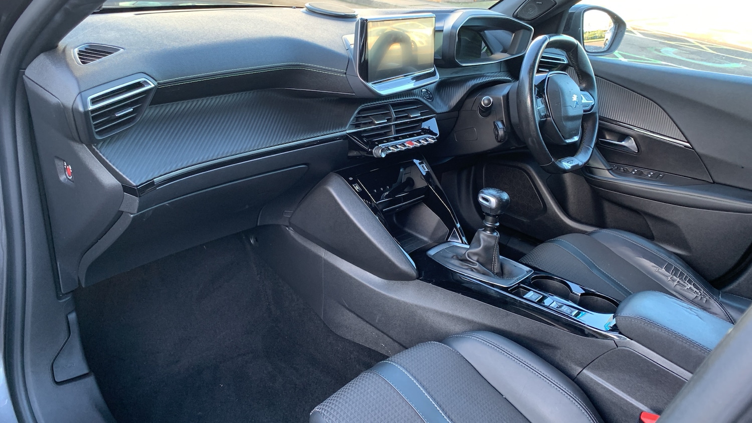 Used Peugeot 2008 2022 for sale - 76772618: Photo 13