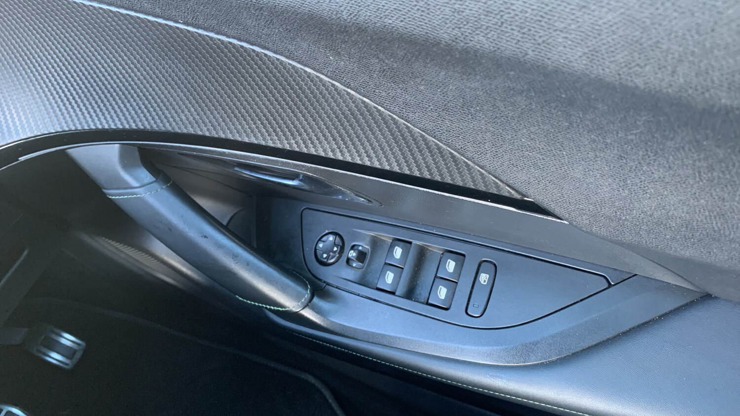 Used Peugeot 2008 2022 for sale - 76772618: Photo 23