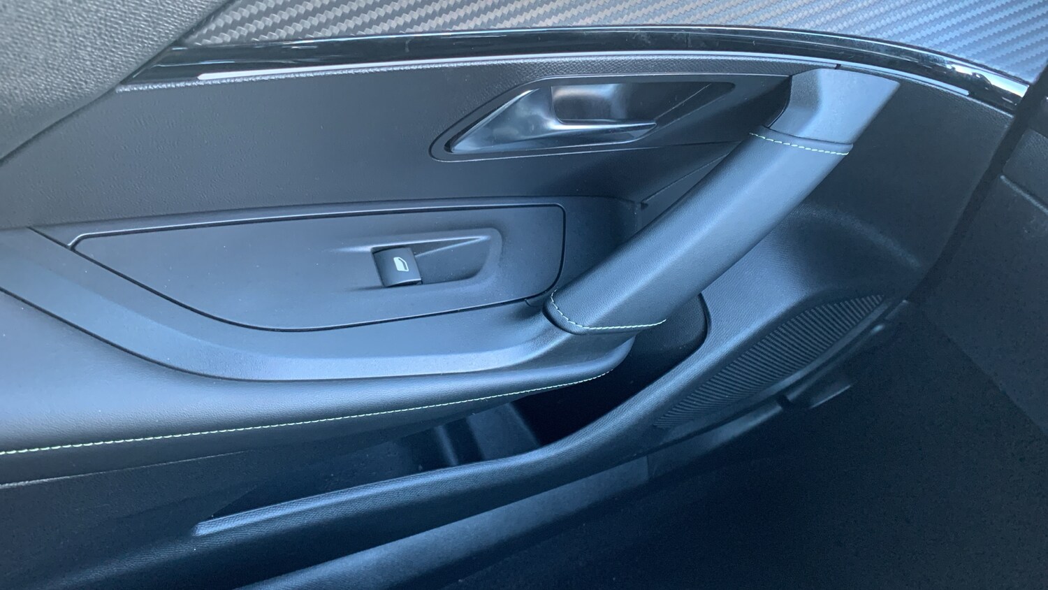 Used Peugeot 2008 2022 for sale - 76772618: Photo 37