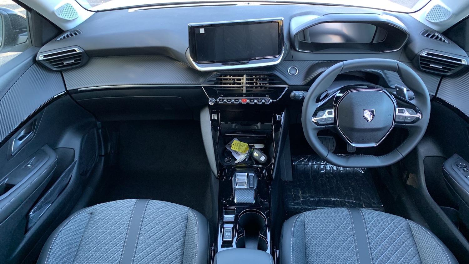 Used Peugeot 208 2025 for sale - 76296618: Photo 4