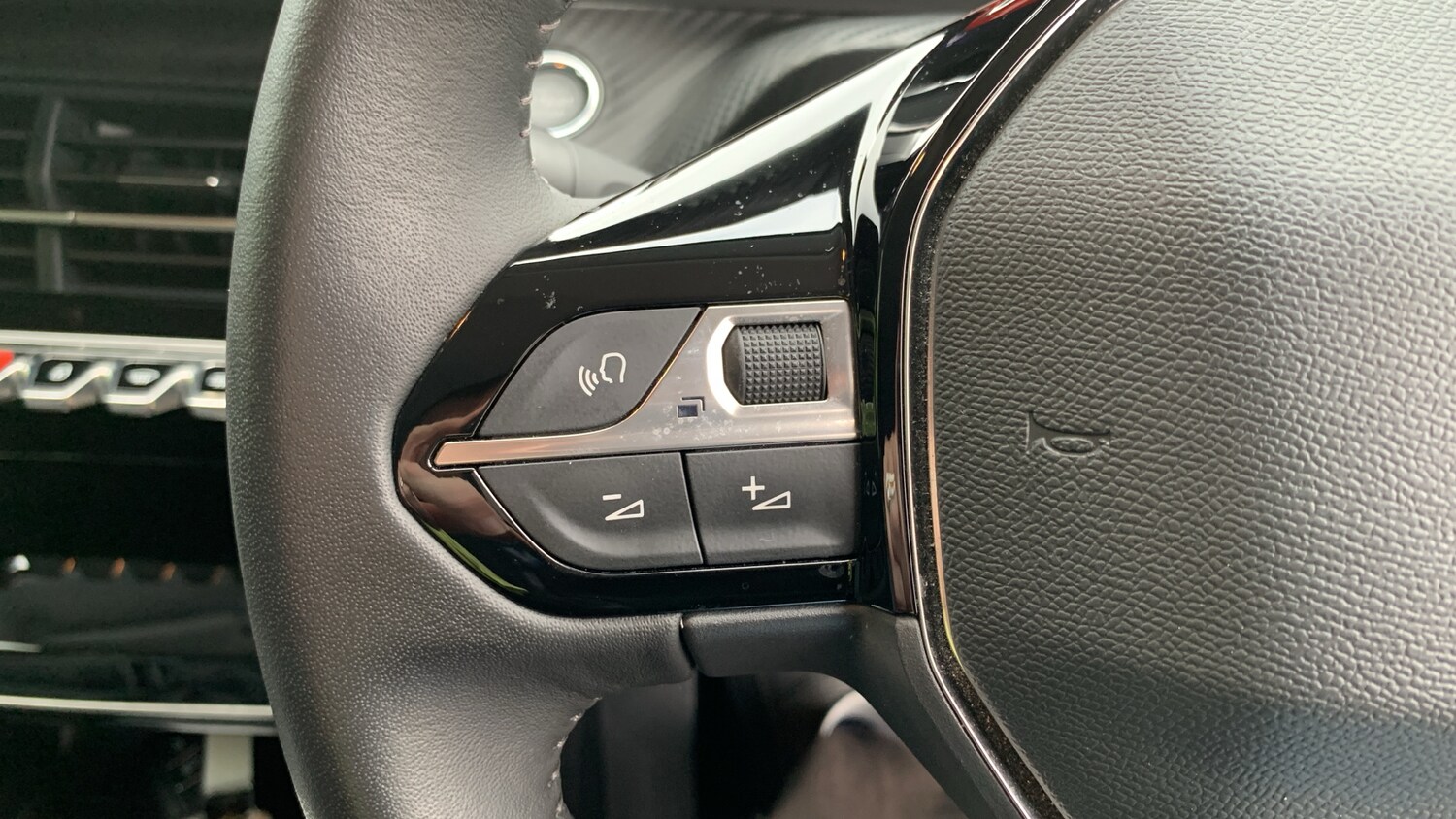 Used Peugeot 208 2023 for sale - 76099804: Photo 23