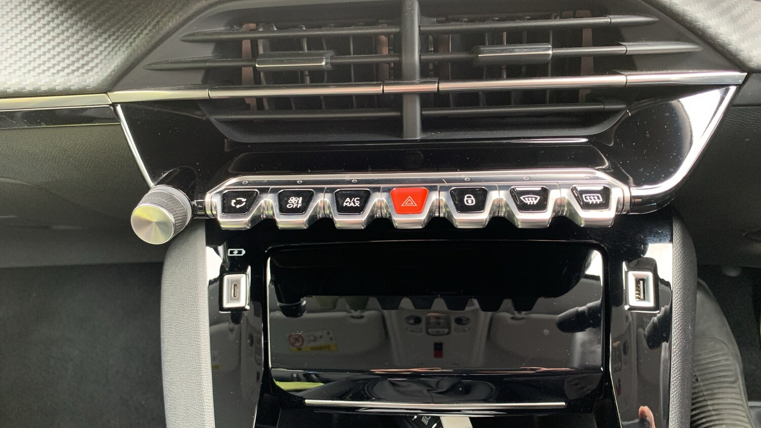 Used Peugeot 208 2023 for sale - 76099804: Photo 31