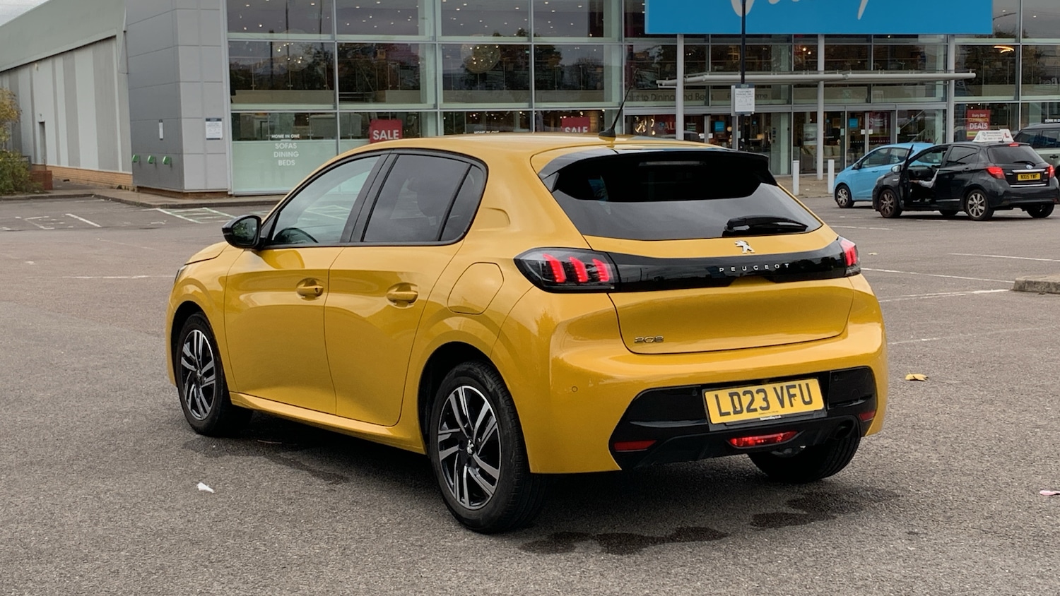 Used Peugeot 208 2023 for sale - 76099804: Photo 5