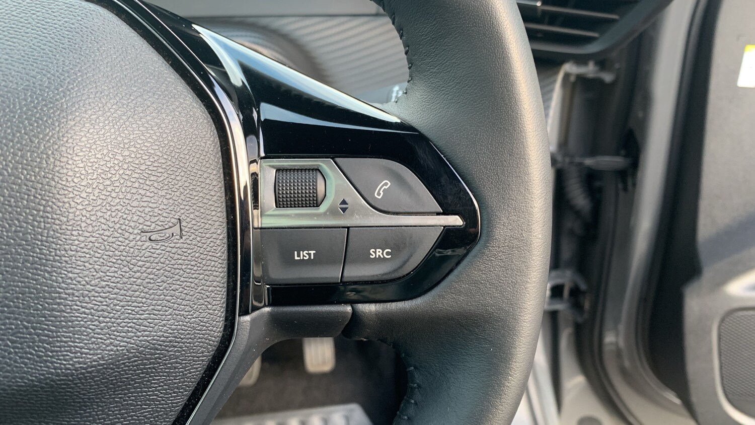 Used Peugeot 2008 2024 for sale - 77163963: Photo 24