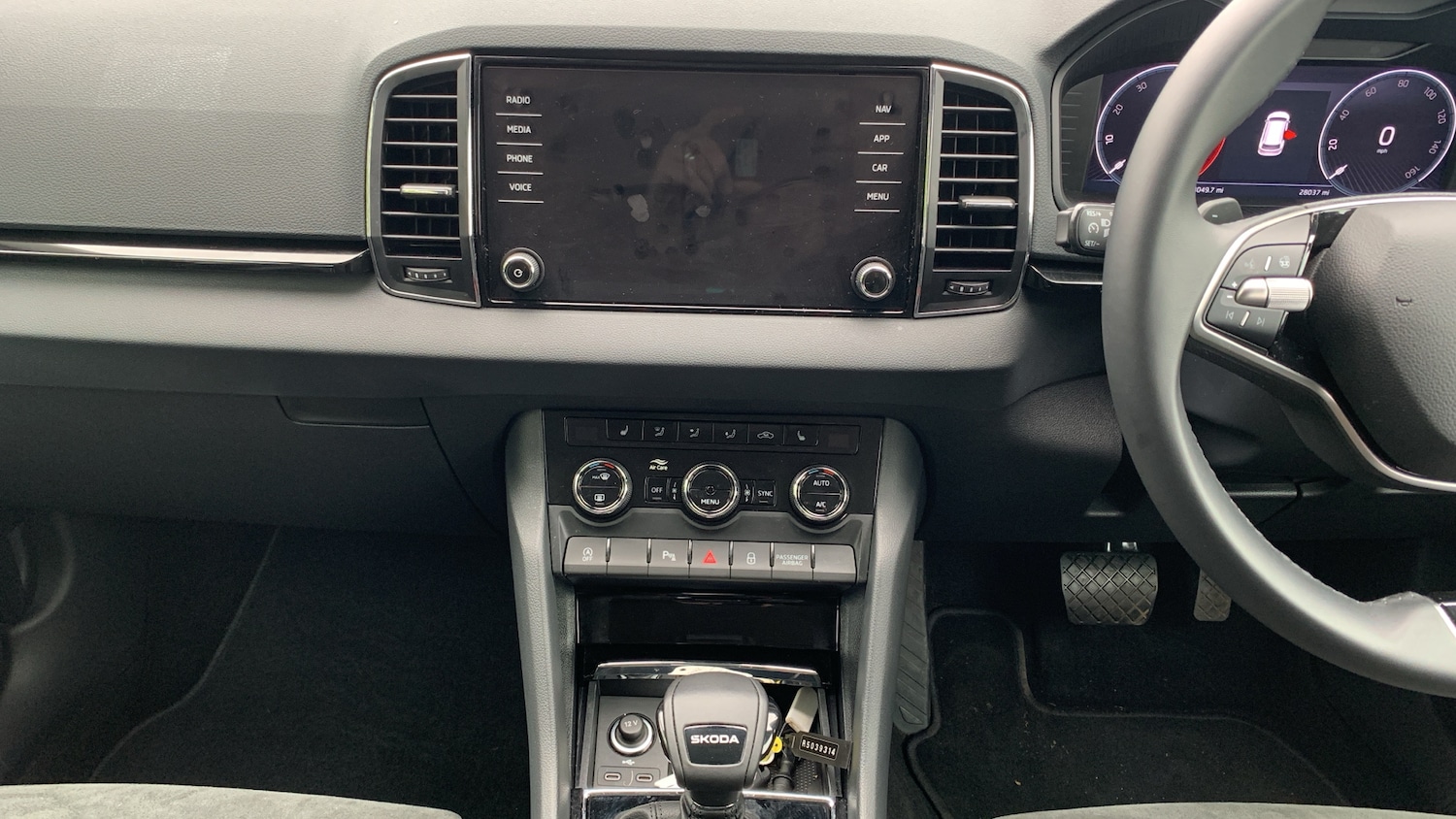 Used Skoda Karoq 2024 for sale - 76190380: Photo 10