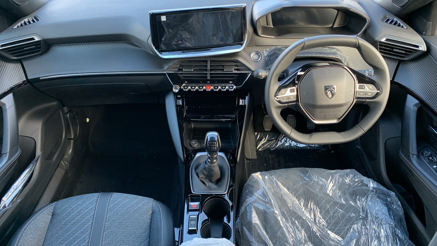 Used Peugeot 2008 2025 for sale - 76953748: Photo 4