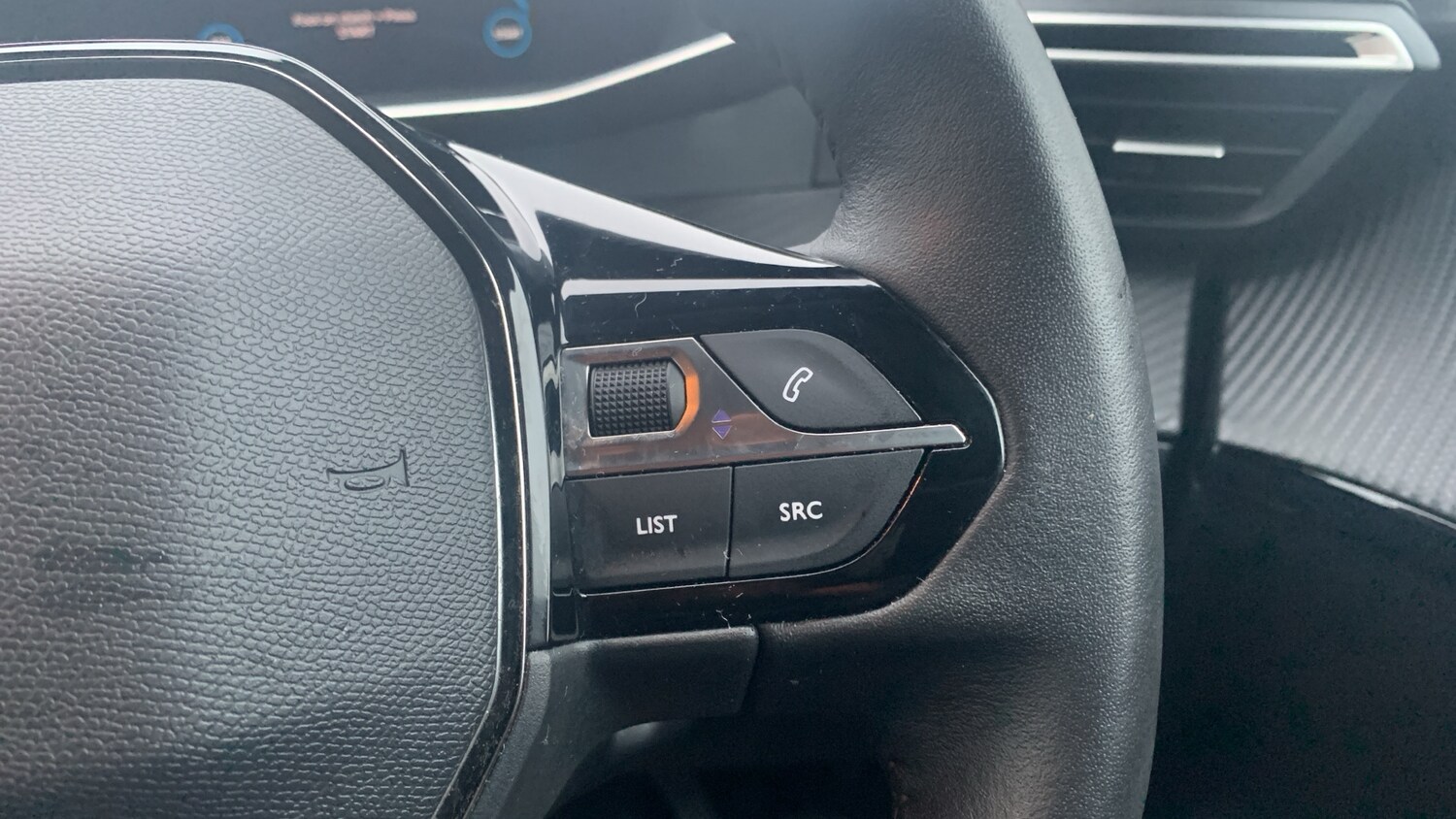 Used Peugeot 208 2023 for sale - 77372353: Photo 24