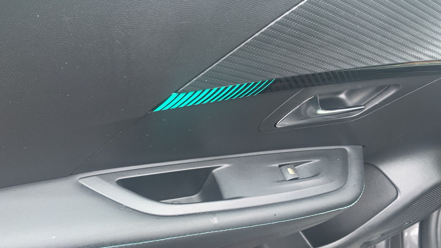 Used Peugeot 208 2023 for sale - 77372353: Photo 38