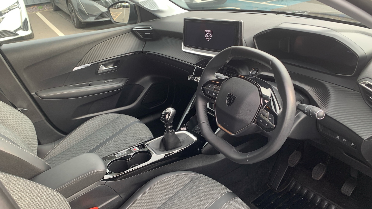 Used Peugeot 208 2024 for sale - 76608970: Photo 11