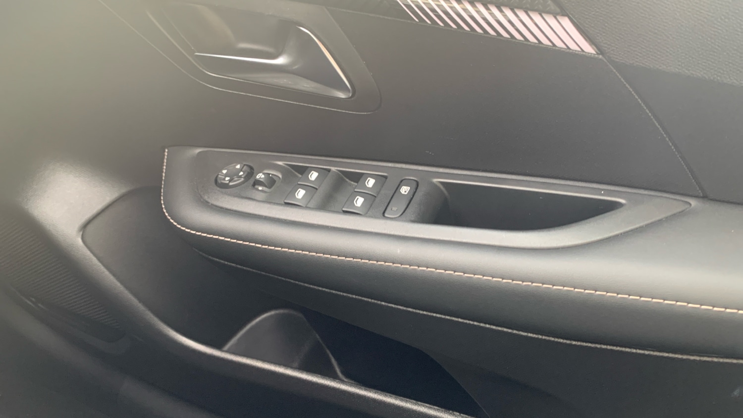 Used Peugeot 208 2024 for sale - 76608970: Photo 22