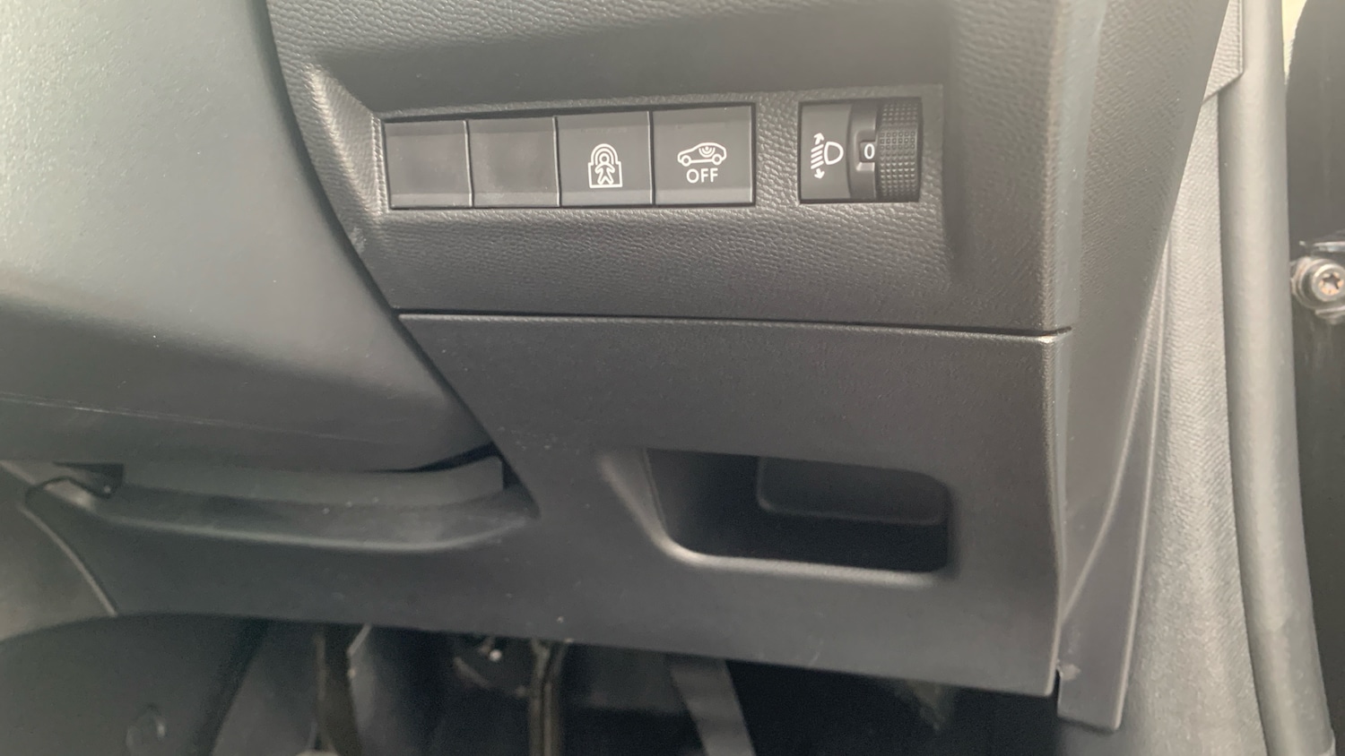 Used Peugeot 208 2024 for sale - 76608970: Photo 33