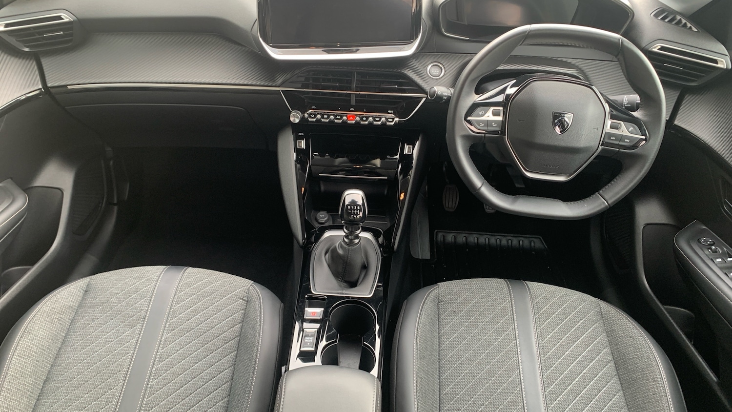 Used Peugeot 208 2024 for sale - 76608970: Photo 4