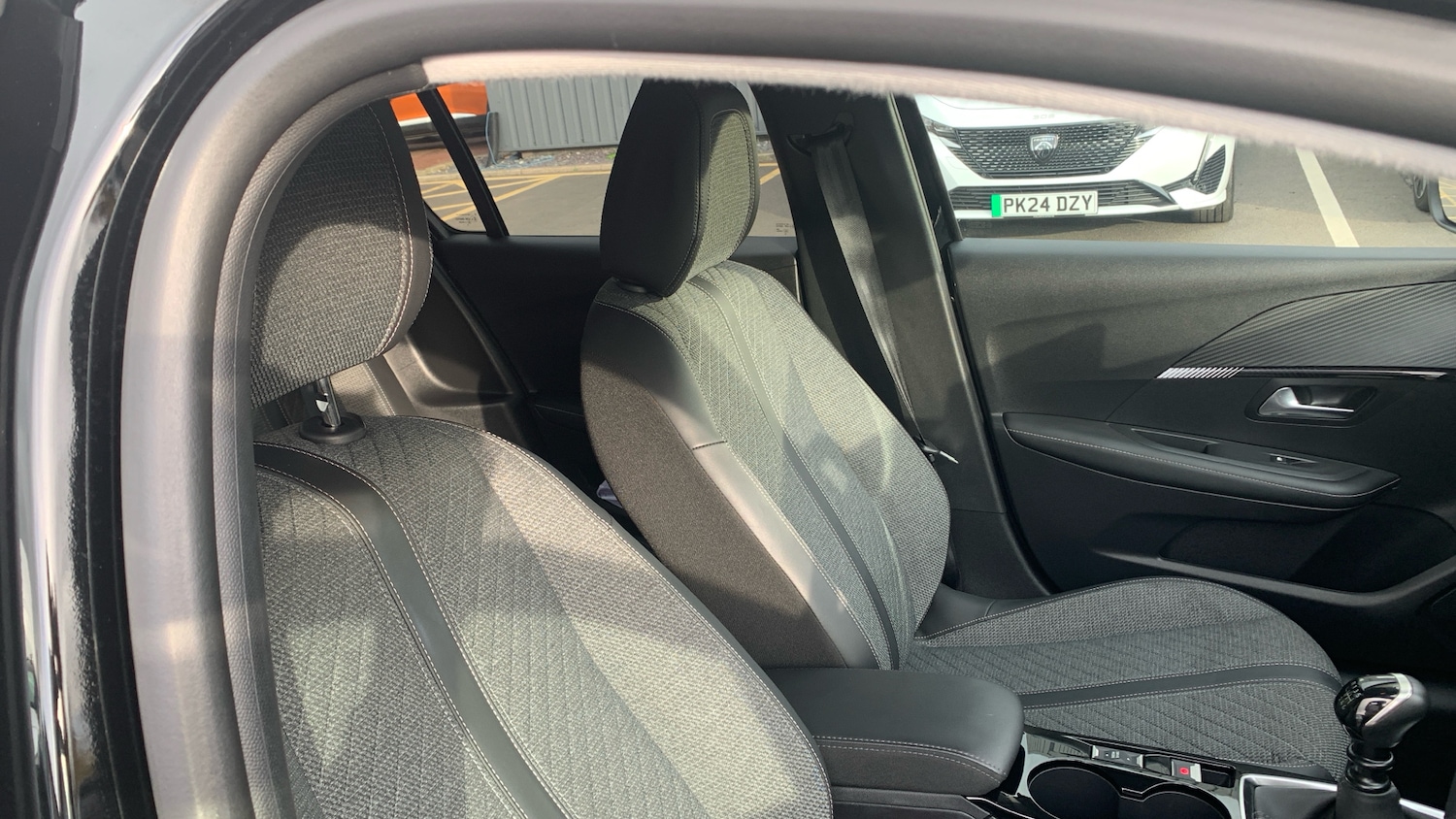 Used Peugeot 208 2024 for sale - 76608970: Photo 41