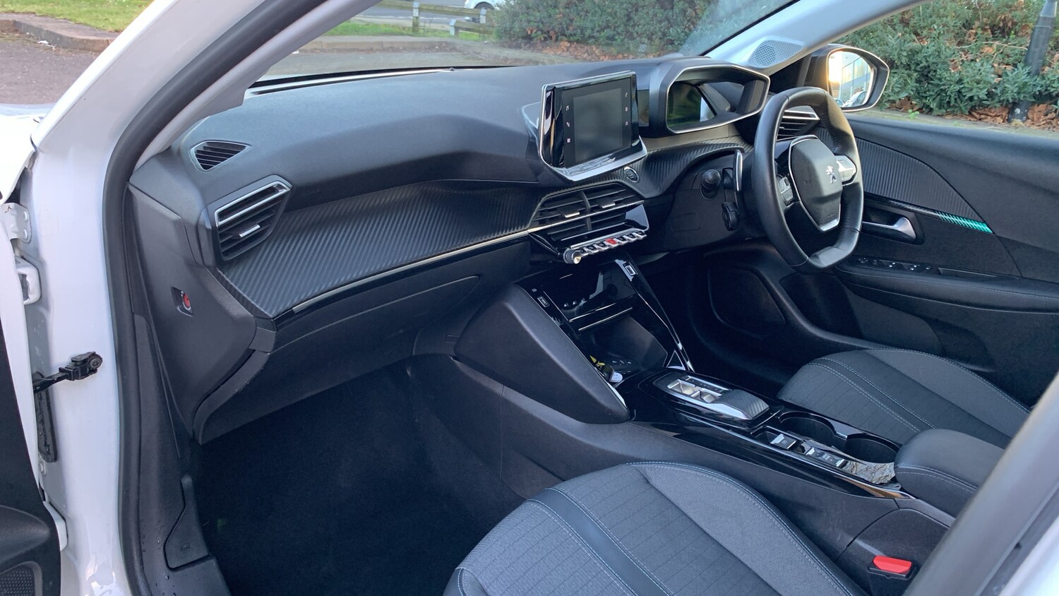 Used Peugeot 208 2023 for sale - 77009420: Photo 12