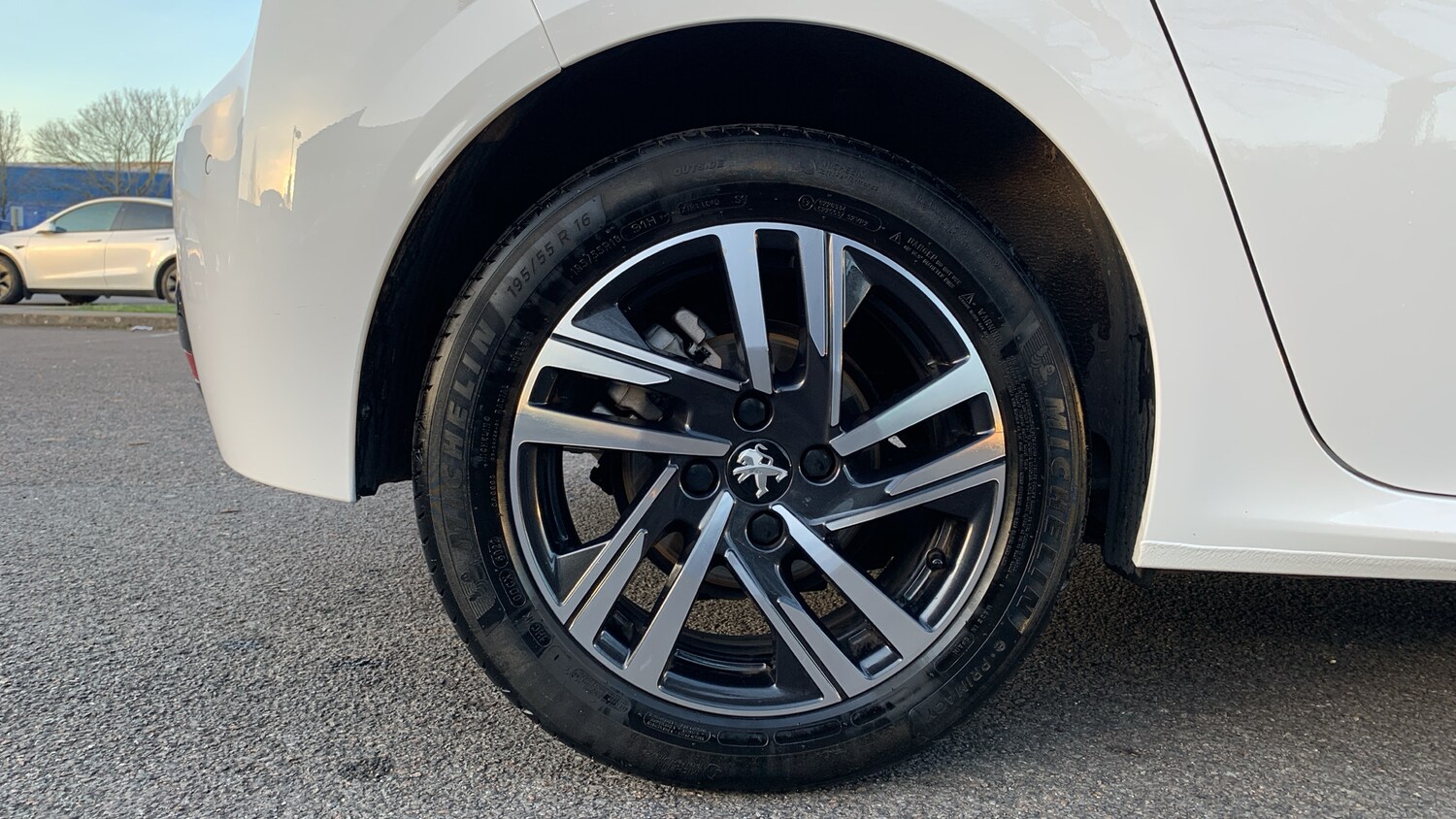 Used Peugeot 208 2023 for sale - 77009420: Photo 16