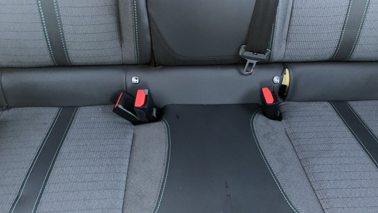 Used Peugeot 208 2023 for sale - 77009420: Photo 33