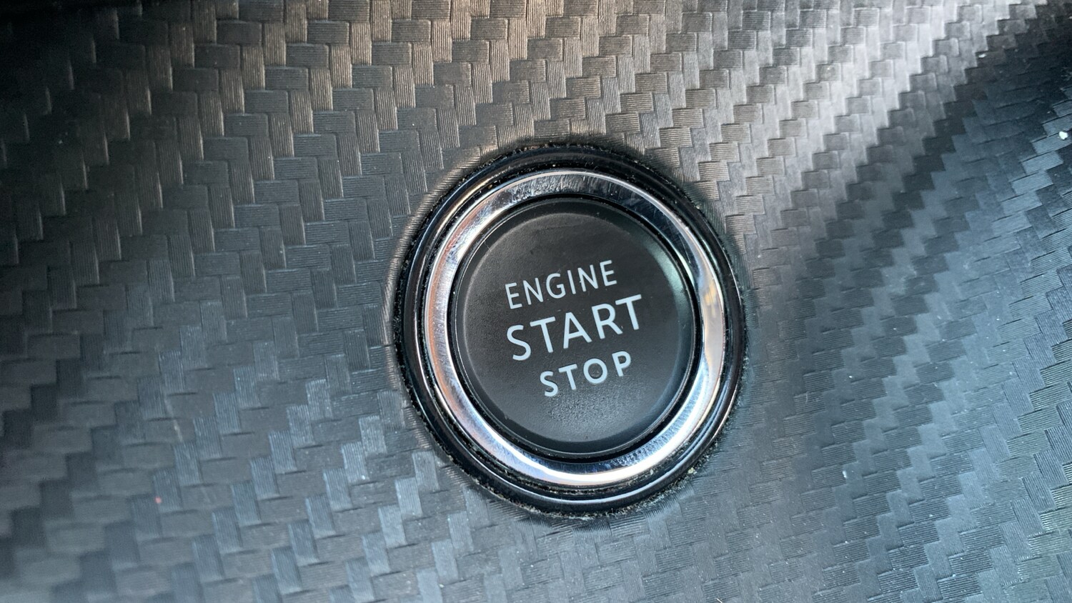 Used Peugeot 208 2023 for sale - 77009420: Photo 35