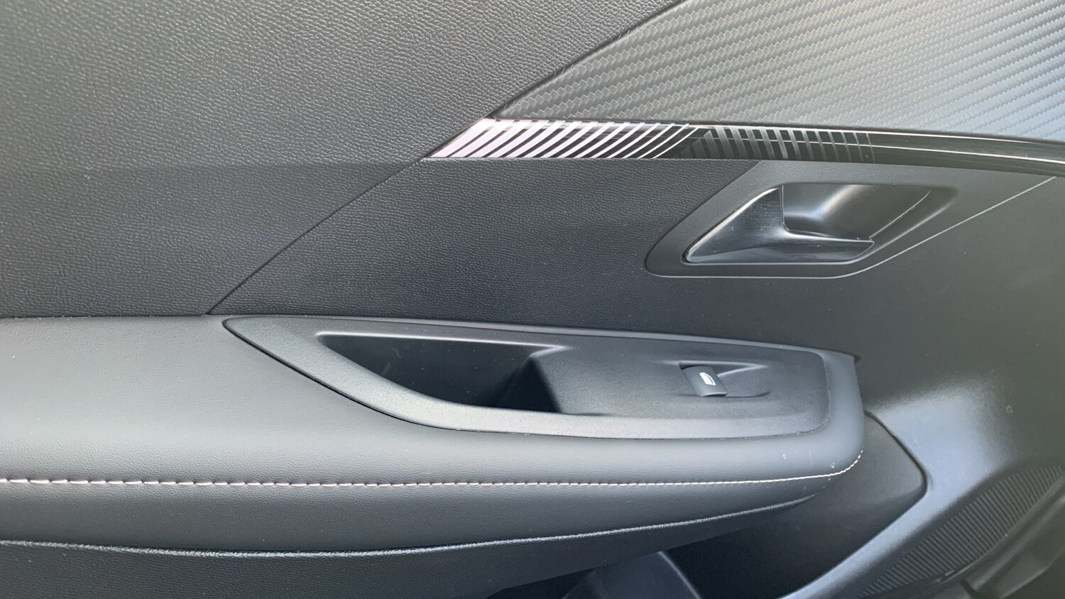 Used Peugeot 208 2024 for sale - 77840588: Photo 38