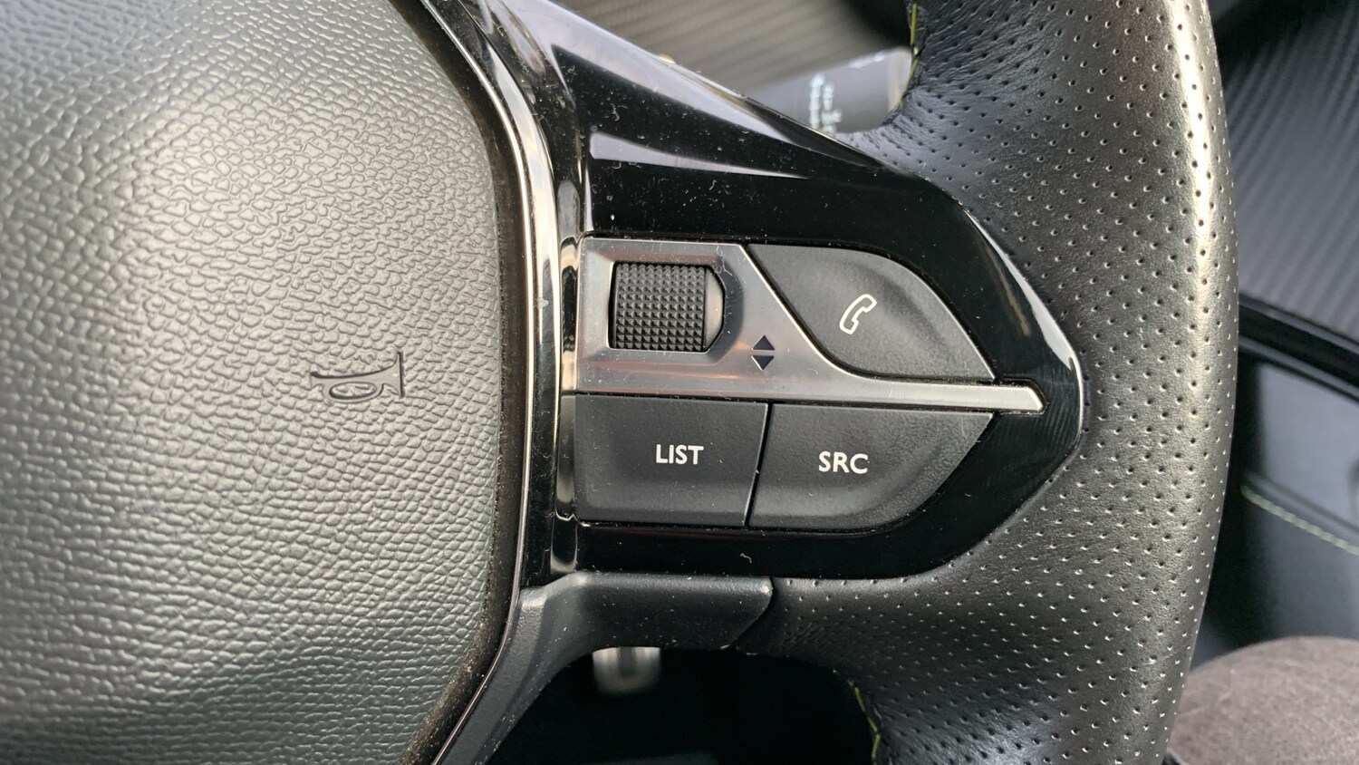 Used Peugeot 2008 2022 for sale - 76458466: Photo 24