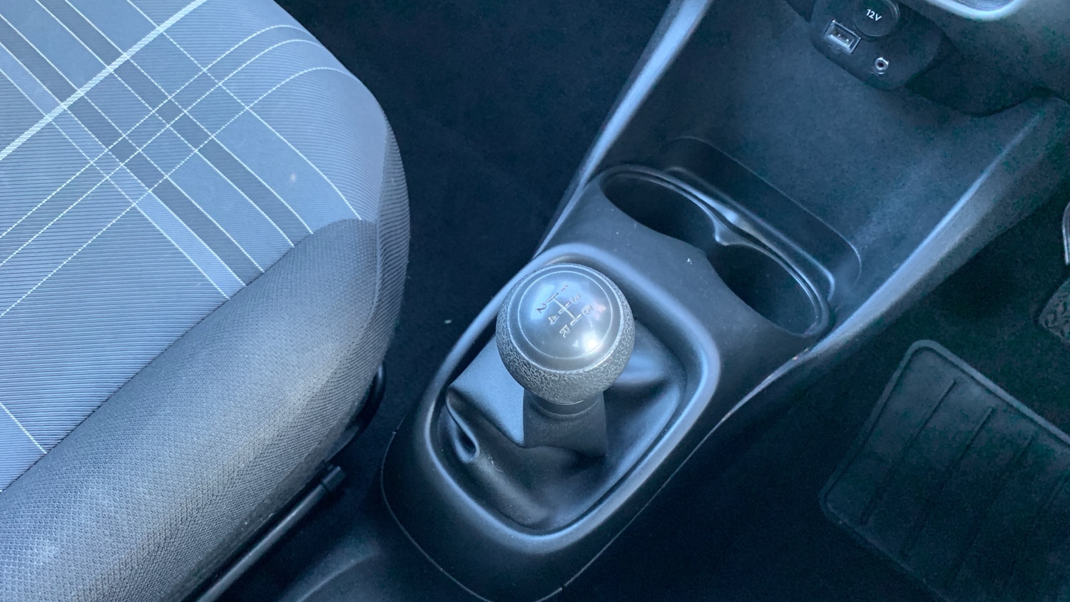 Used Peugeot 108 2017 for sale - 76667809: Photo 20