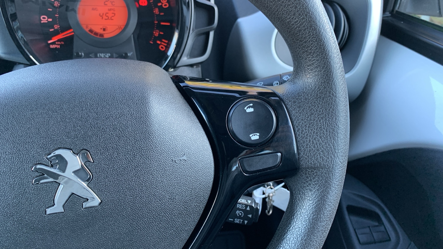 Used Peugeot 108 2017 for sale - 76667809: Photo 24